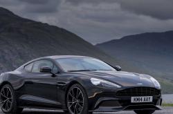 英雄联盟总决赛门票-刹那决断，街道赛道与绿茵场的共舞