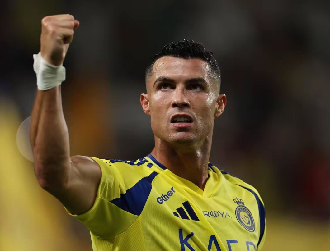 关于拼搏不停,球队寻找胜利的希望的信息 关于拼搏不停,球队寻找胜利的希望的信息