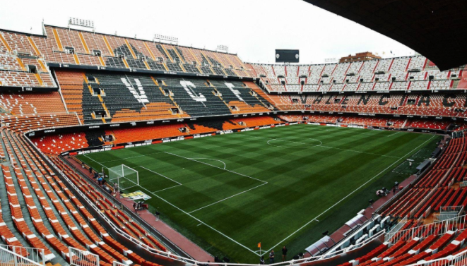 瓦伦西亚客场大败，保级危机蔓延