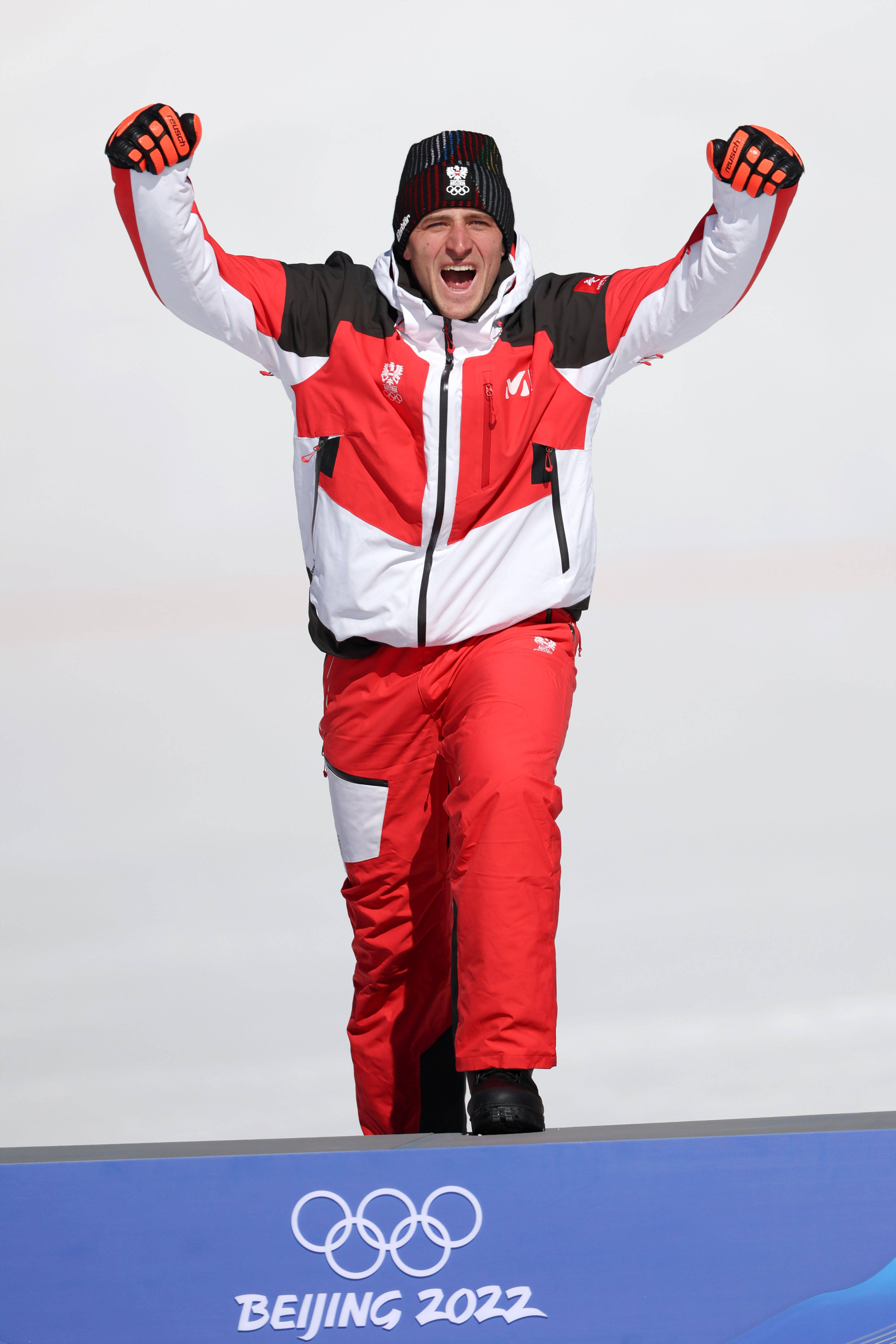 关于卢森堡射击选手稳定发挥，夺得金牌的信息