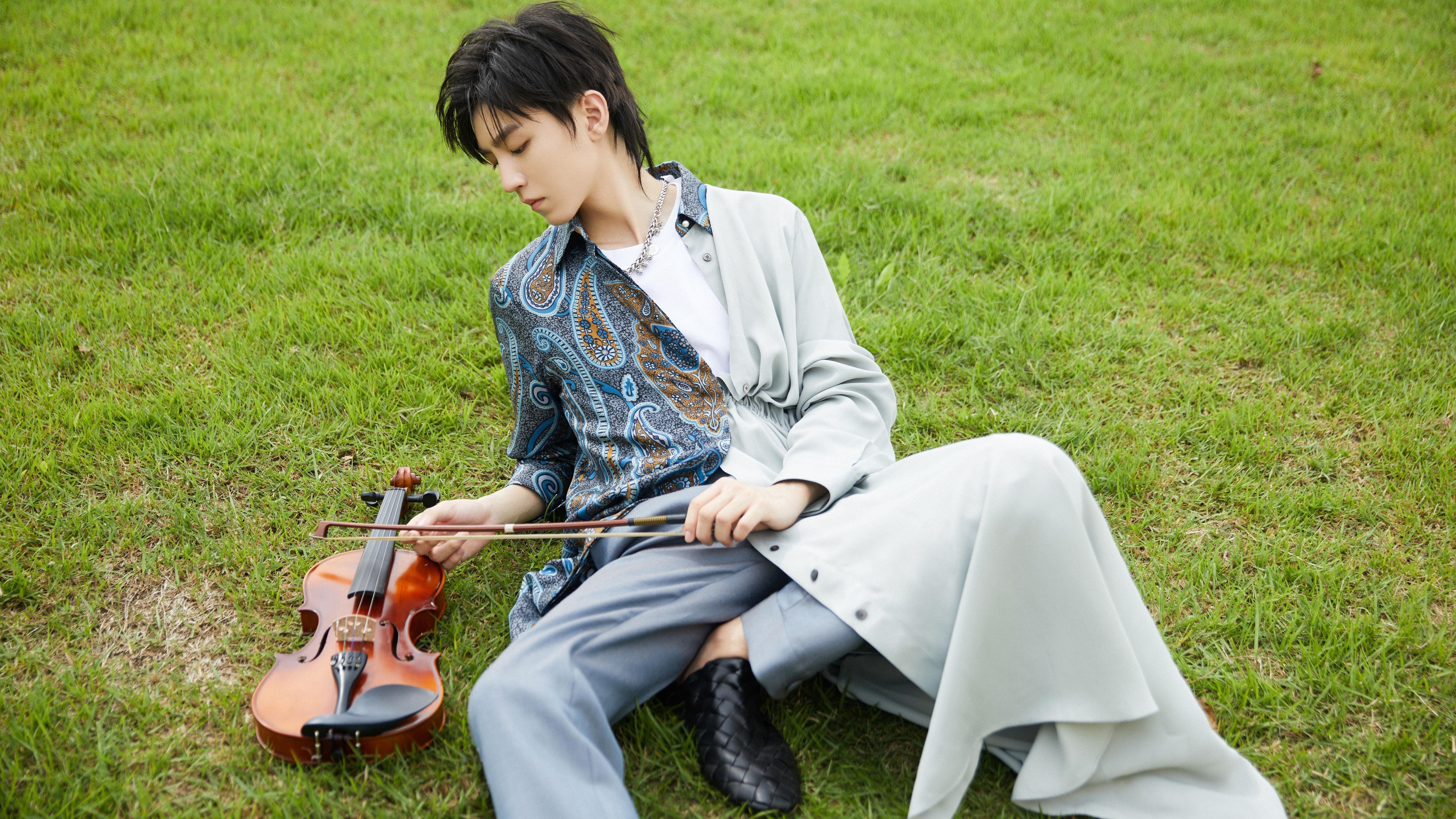 广厦庇佑金州梦,库里西决生死战化身鹈鹕终结者